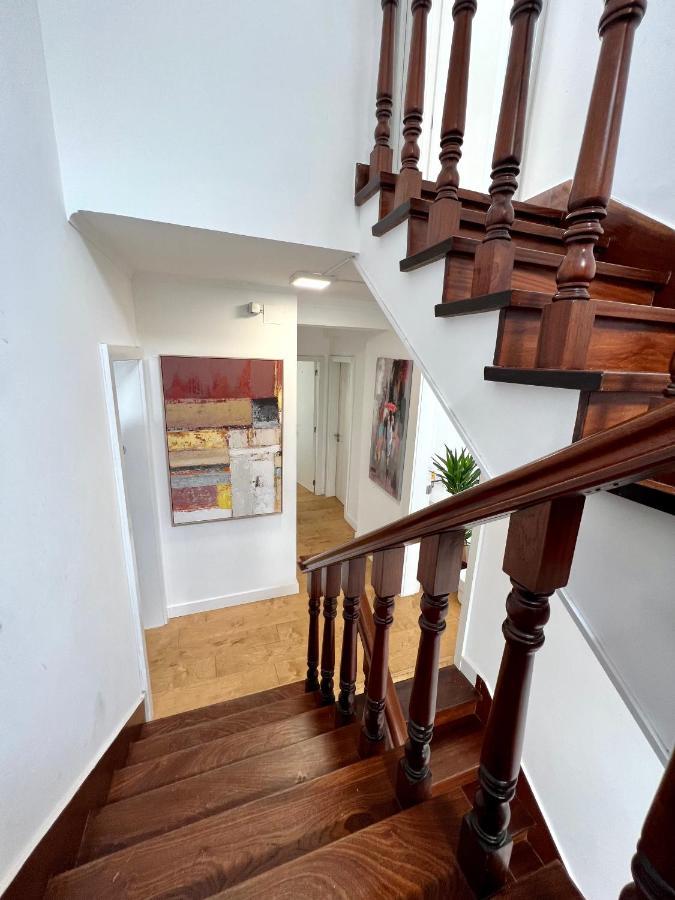 Oeiras Beach Private Room 9 - Double Bedroom With Shared Bathroom & Terrace أويراس المظهر الخارجي الصورة