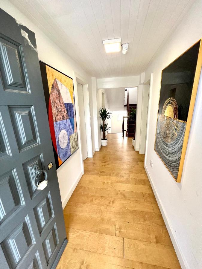 Oeiras Beach Private Room 9 - Double Bedroom With Shared Bathroom & Terrace أويراس المظهر الخارجي الصورة