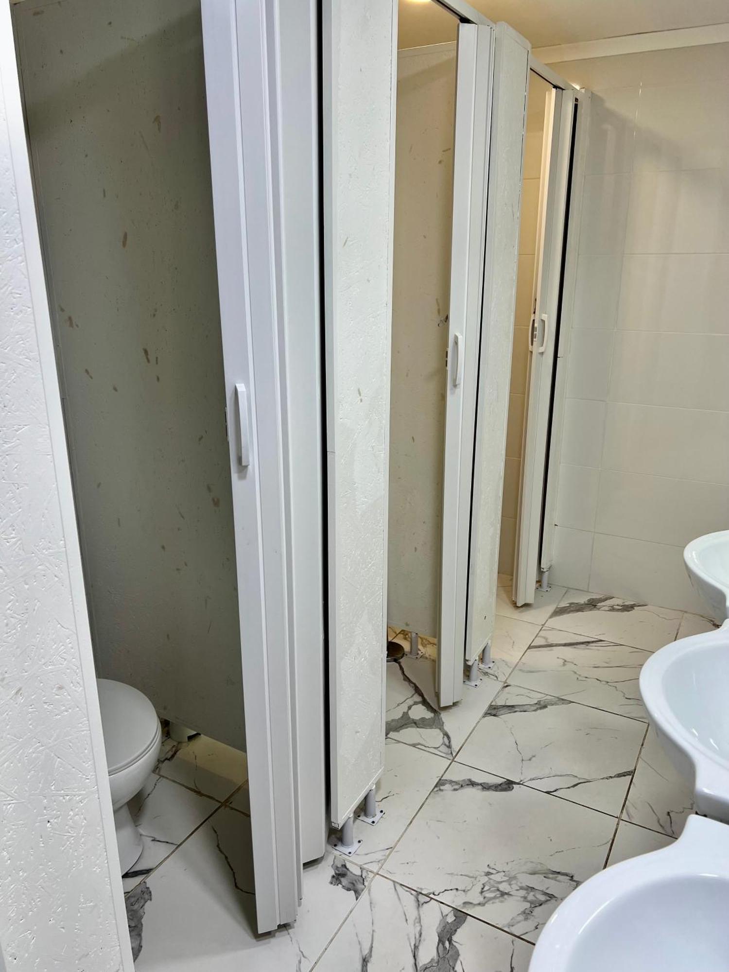 Oeiras Beach Private Room 9 - Double Bedroom With Shared Bathroom & Terrace أويراس المظهر الخارجي الصورة